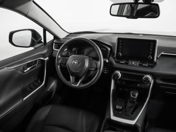 Toyota RAV4 V (XA50) с пробегом 2021 года, цена 3 629 000 рублей, 47360 км, внедорожник, Автокод Объявления