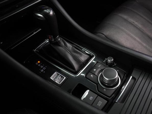 Mazda 6 III (GJ) Рестайлинг 2 с пробегом 2019 года, цена 1 969 000 рублей, 206703 км, седан, Автокод Объявления