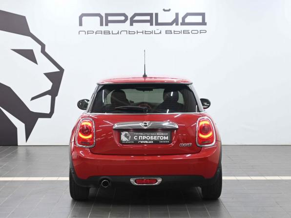 Mini Hatch III (F55/F56) с пробегом 2014 года, цена 1 649 900 рублей, 109000 км, хэтчбек, Автокод Объявления