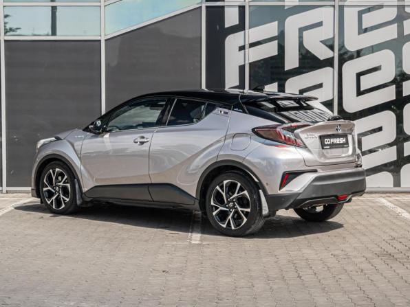 Toyota C-HR I с пробегом 2019 года, цена 2 400 000 рублей, 117932 км, внедорожник, Автокод Объявления