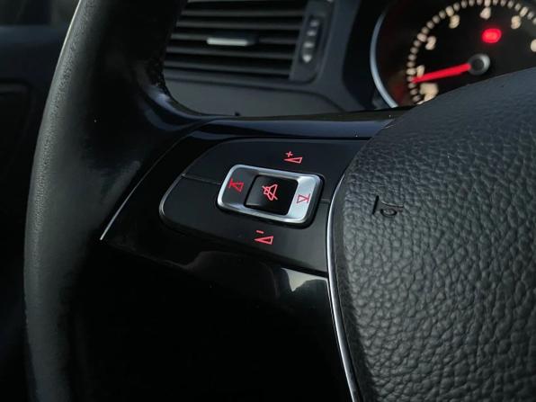 Volkswagen Jetta VI Рестайлинг с пробегом 2016 года, цена 799 000 рублей, 333061 км, седан, Автокод Объявления