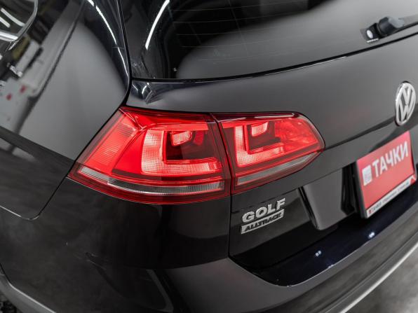 Volkswagen Golf VII с пробегом 2015 года, цена 1 695 000 рублей, 165940 км, универсал, Автокод Объявления