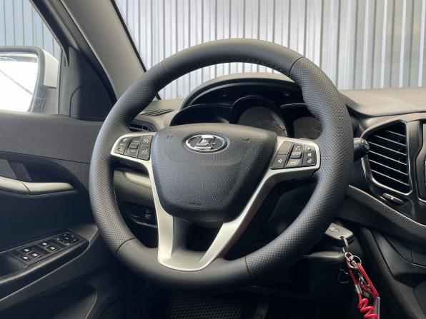 Lada (ВАЗ) Vesta I с пробегом 2018 года, цена 997 000 рублей, 106389 км, универсал, Автокод Объявления