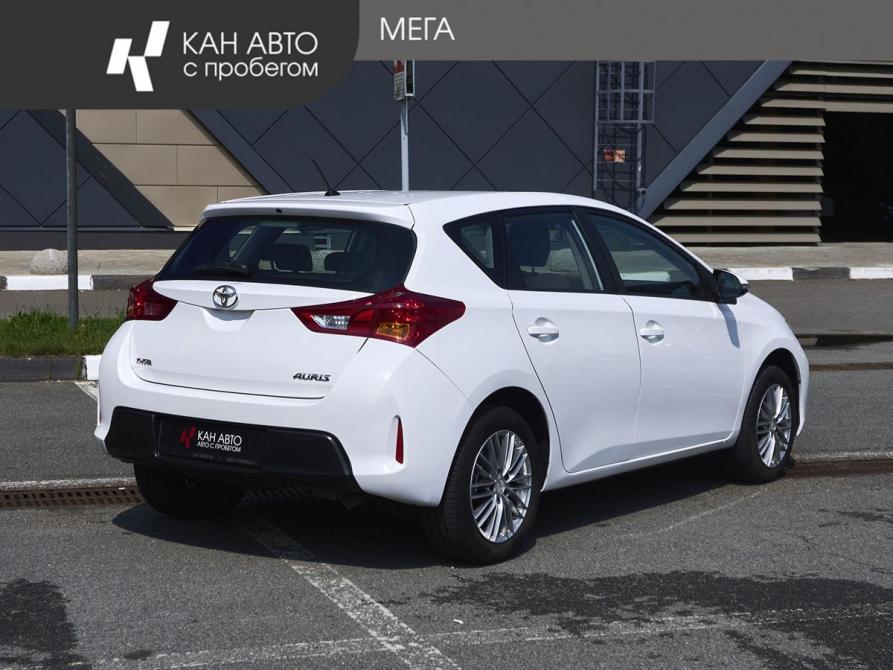 Toyota Auris II Казань  - изображение 2