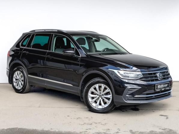 Volkswagen Tiguan II Рестайлинг с пробегом 2021 года, цена 2 590 000 рублей, 71767 км, внедорожник, Автокод Объявления