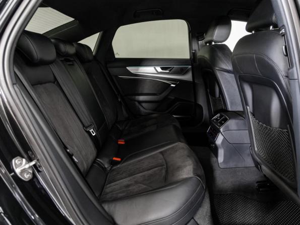Audi A6 V (C8) с пробегом 2018 года, цена 3 849 000 рублей, 117537 км, седан, Автокод Объявления