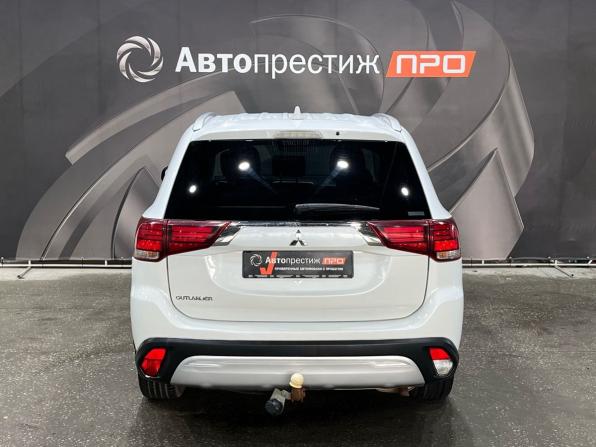 Mitsubishi Outlander III Рестайлинг 3 с пробегом 2020 года, цена 1 650 000 рублей, 168326 км, внедорожник, Автокод Объявления