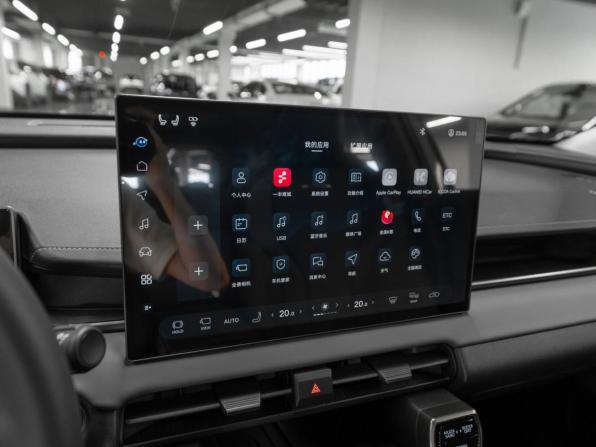 Toyota RAV4 VI (XA60) с пробегом 2026 года, цена 4 100 000 рублей, 23 км, внедорожник, Автокод Объявления