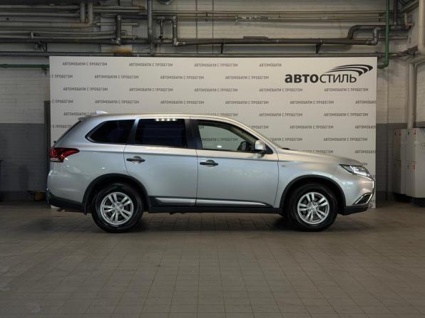 Mitsubishi Outlander III Рестайлинг 2 с пробегом 2018 года, цена 1 569 000 рублей, 151126 км, внедорожник, Автокод Объявления