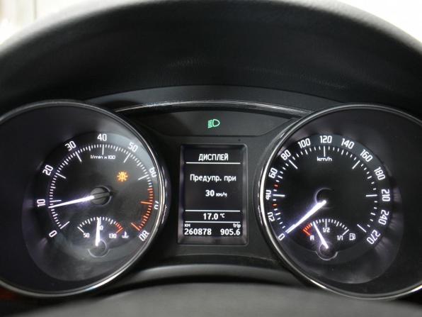 Skoda Superb II Рестайлинг с пробегом 2013 года, цена 899 000 рублей, 260700 км, универсал, Автокод Объявления