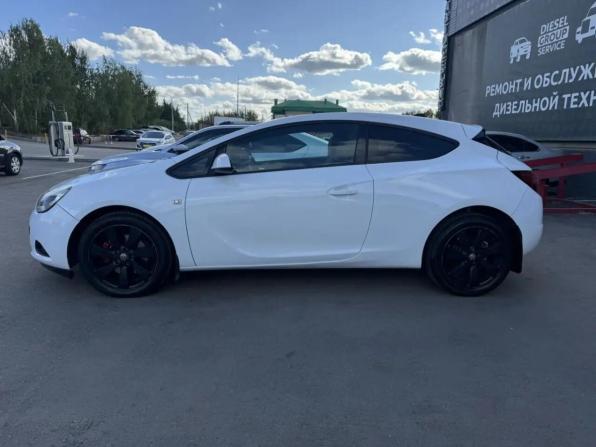 Opel Astra J Рестайлинг с пробегом 2013 года, цена 900 000 рублей, 229815 км, хэтчбек, Автокод Объявления
