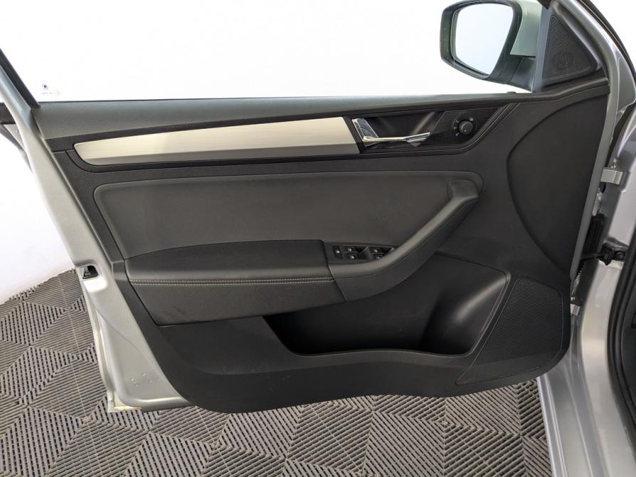 Skoda Rapid I Рестайлинг Москва  - изображение 19