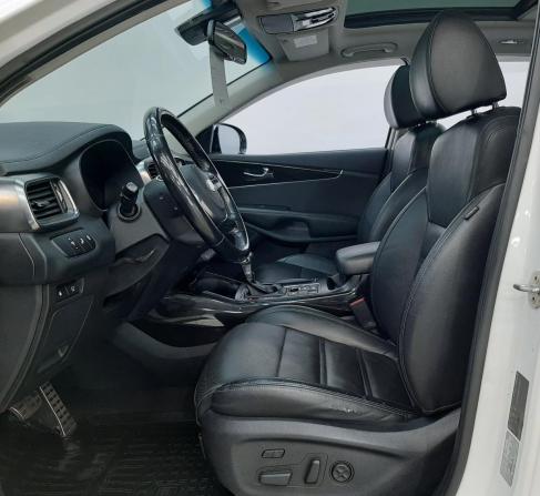Kia Sorento III Prime Рестайлинг с пробегом 2018 года, цена 2 180 000 рублей, 222987 км, внедорожник, Автокод Объявления