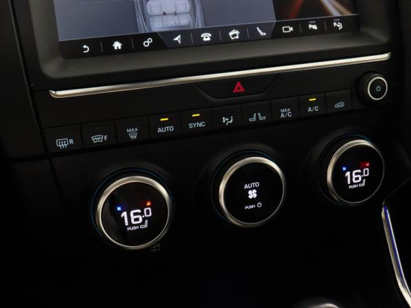 Jaguar E-Pace I с пробегом 2018 года, цена 2 277 000 рублей, 100259 км, внедорожник, Автокод Объявления