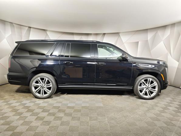 Cadillac Escalade V Рестайлинг с пробегом 2025 года, цена 20 600 000 рублей, 430 км, внедорожник, Автокод Объявления