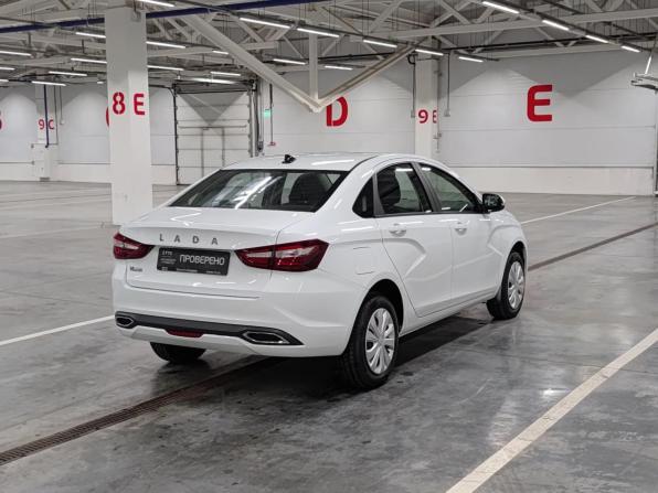 Lada (ВАЗ) Vesta I Рестайлинг (NG) с пробегом 2023 года, цена 1 349 000 рублей, 3906 км, седан, Автокод Объявления