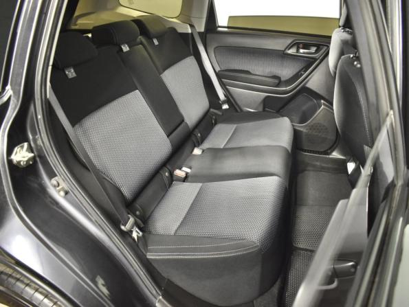 Subaru Forester IV Рестайлинг 2 с пробегом 2018 года, цена 1 975 200 рублей, 171685 км, внедорожник, Автокод Объявления