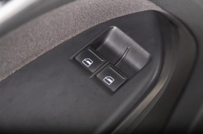 Volkswagen Caddy III Рестайлинг с пробегом 2013 года, цена 1 139 000 рублей, 247000 км, компактвэн, Автокод Объявления