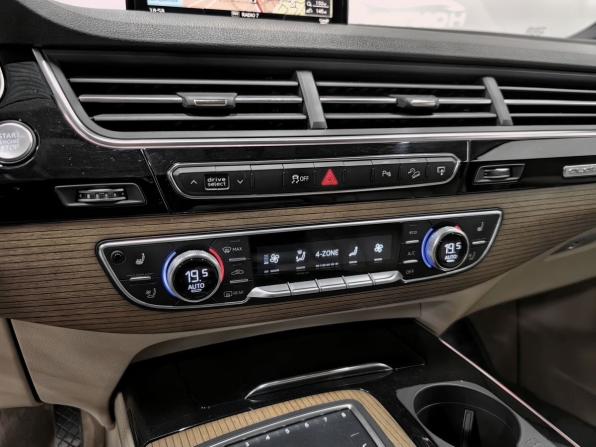 Audi Q7 II (4M) с пробегом 2017 года, цена 3 750 000 рублей, 186550 км, внедорожник, Автокод Объявления