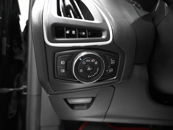 Ford Focus III с пробегом 2011 года, цена 825 000 рублей, 246954 км, седан, Автокод Объявления