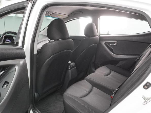 Hyundai Elantra V (MD) Рестайлинг с пробегом 2015 года, цена 1 169 000 рублей, 278586 км, седан, Автокод Объявления