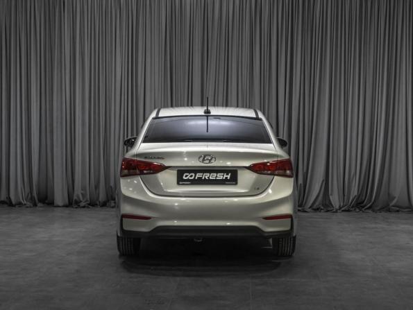 Hyundai Solaris II с пробегом 2019 года, цена 1 179 000 рублей, 183186 км, седан, Автокод Объявления
