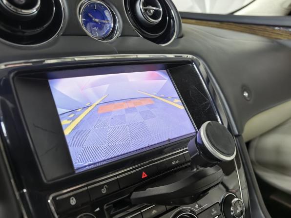 Jaguar XJ IV (X351) с пробегом 2013 года, цена 1 925 000 рублей, 137722 км, седан, Автокод Объявления