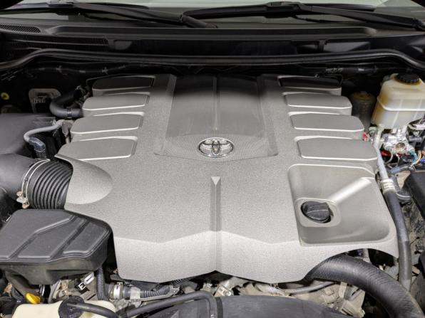 Toyota Land Cruiser 200 Series Рестайлинг 1 с пробегом 2014 года, цена 3 995 000 рублей, 187565 км, внедорожник, Автокод Объявления