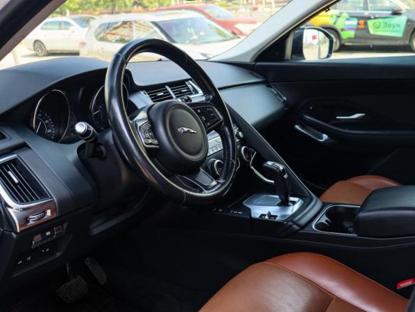 Jaguar E-Pace I с пробегом 2018 года, цена 2 250 000 рублей, 137339 км, внедорожник, Автокод Объявления