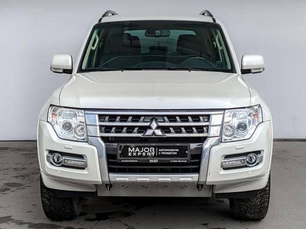 Mitsubishi Pajero IV Рестайлинг 2 с пробегом 2017 года, цена 3 330 000 рублей, 106953 км, внедорожник, Автокод Объявления