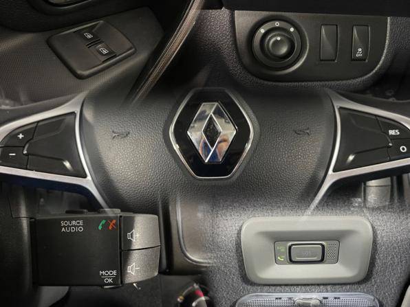Renault Sandero II Рестайлинг с пробегом 2020 года, цена 1 390 000 рублей, 59019 км, хэтчбек, Автокод Объявления