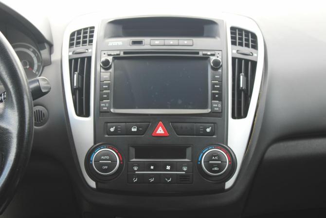 Kia Ceed I Рестайлинг с пробегом 2011 года, цена 690 000 рублей, 223000 км, хэтчбек, Автокод Объявления