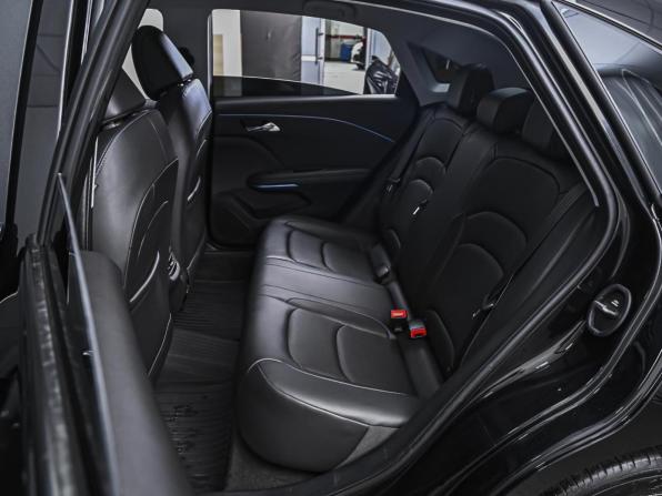 Chevrolet Monza II Рестайлинг с пробегом 2024 года, цена 1 753 000 рублей, 53004 км, седан, Автокод Объявления