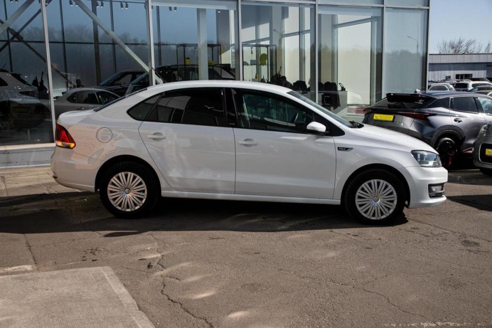 Volkswagen Polo V Рестайлинг Иркутск  - изображение 6