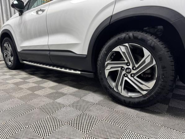 Hyundai Santa Fe IV Рестайлинг с пробегом 2022 года, цена 2 600 000 рублей, 121419 км, внедорожник, Автокод Объявления
