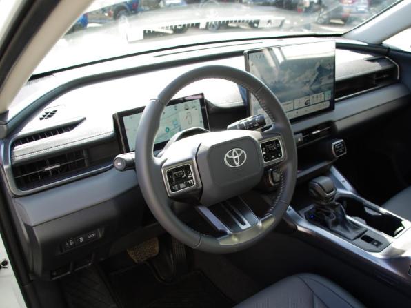 Toyota RAV4 VI (XA60) с пробегом 2026 года, цена 4 850 000 рублей, 23 км, внедорожник, Автокод Объявления