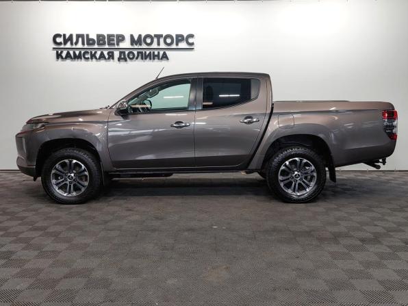 Mitsubishi L200 V Рестайлинг с пробегом 2019 года, цена 2 250 000 рублей, 151573 км, пикап, Автокод Объявления