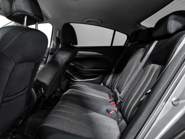 Mazda 6 III (GJ) Рестайлинг 2 с пробегом 2021 года, цена 2 275 000 рублей, 104000 км, седан, Автокод Объявления