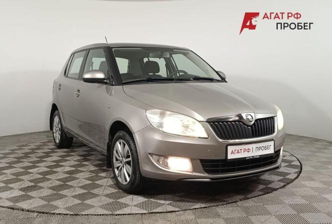 Skoda Fabia II Рестайлинг с пробегом 2013 года, цена 680 000 рублей, 174179 км, хэтчбек, Автокод Объявления
