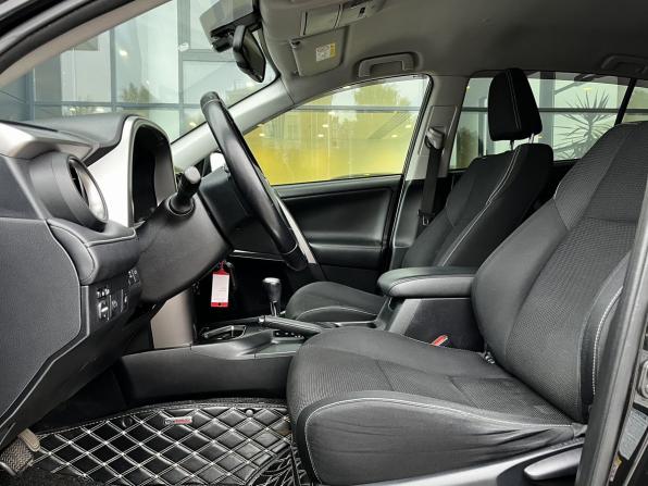 Toyota RAV4 IV (XA40) Рестайлинг с пробегом 2016 года, цена 2 190 000 рублей, 173220 км, внедорожник, Автокод Объявления