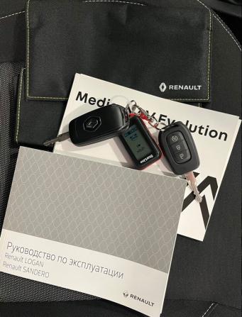 Renault Sandero II Рестайлинг с пробегом 2021 года, цена 1 379 000 рублей, 40011 км, хэтчбек, Автокод Объявления