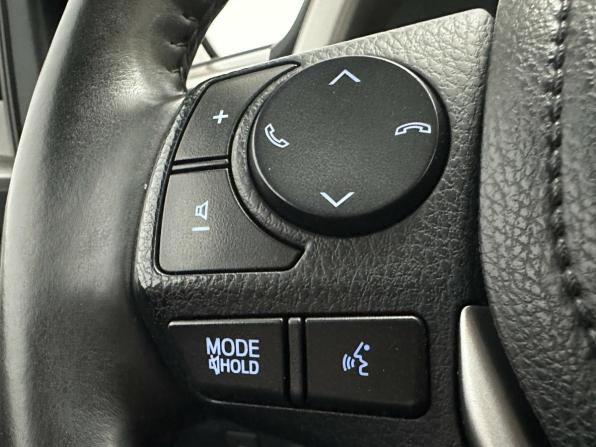 Toyota RAV4 IV (XA40) Рестайлинг с пробегом 2018 года, цена 2 644 990 рублей, 95418 км, внедорожник, Автокод Объявления