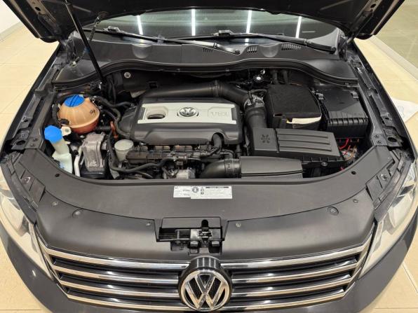Volkswagen Passat B7 с пробегом 2012 года, цена 1 050 000 рублей, 210615 км, седан, Автокод Объявления