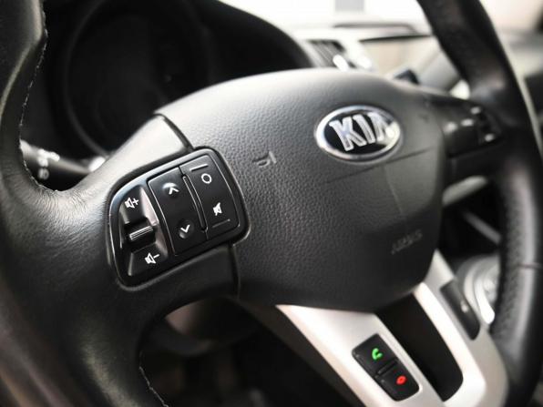 Kia Sportage III с пробегом 2012 года, цена 1 329 000 рублей, 208718 км, внедорожник, Автокод Объявления