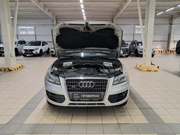 Audi Q5 I (8R) с пробегом 2009 года, цена 1 035 000 рублей, 253619 км, внедорожник, Автокод Объявления
