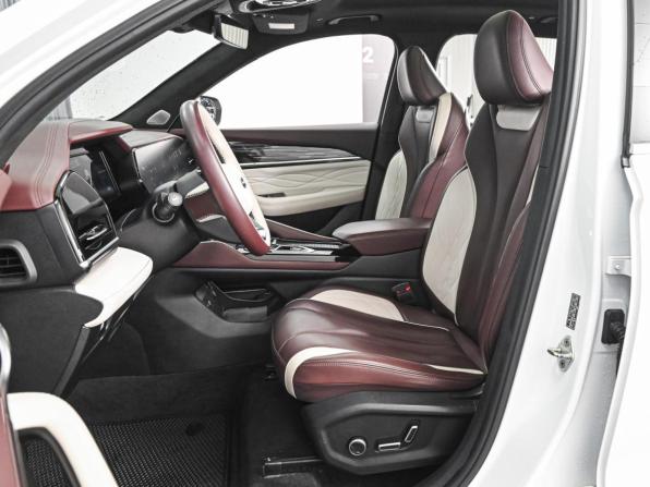 Geely Monjaro I с пробегом 2023 года, цена 3 149 000 рублей, 71768 км, внедорожник, Автокод Объявления