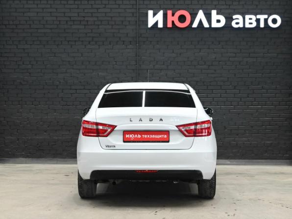 Lada (ВАЗ) Vesta I с пробегом 2021 года, цена 930 000 рублей, 112594 км, седан, Автокод Объявления
