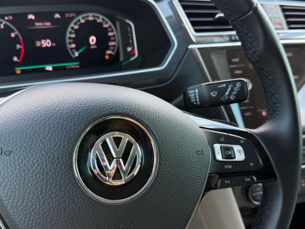 Volkswagen Tiguan II с пробегом 2019 года, цена 2 990 000 рублей, 132035 км, внедорожник, Автокод Объявления