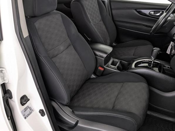 Nissan Qashqai II с пробегом 2015 года, цена 1 300 000 рублей, 172094 км, внедорожник, Автокод Объявления
