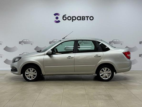 Lada (ВАЗ) Granta I Рестайлинг с пробегом 2022 года, цена 800 000 рублей, 89082 км, седан, Автокод Объявления